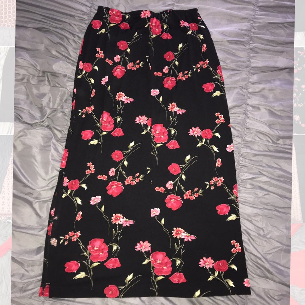 Long maxi skirt